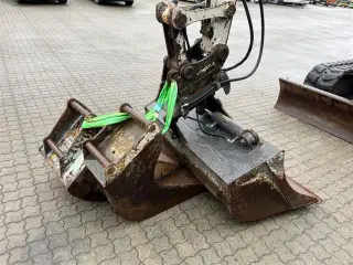Takeuchi TB290 Hydraulisk skovlskifte 3skovle