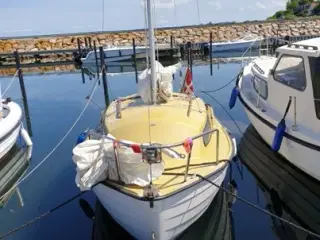 Malyland 17 fods kabinesejlbåd  sælges