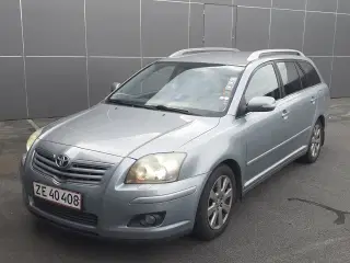Toyota Avensis Benzin.