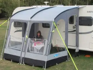 NYT DOMETIC Rally 260 fortelt