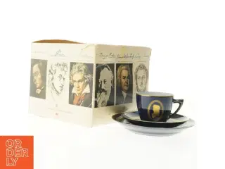 Bing & Grøndahl tekop og underkop fra B&G (str. Ø. 7,5 cm. og. 14. cm. og 17. cm)