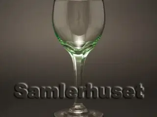 Åge Hvidvinsglas, grøn. H:145 mm.