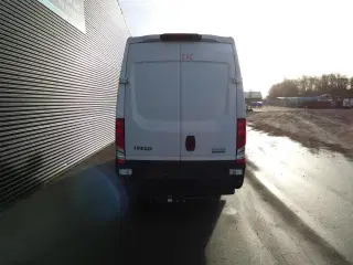 Iveco Daily 35S16 12m2 2,3 D Hi-Matic 156HK Ladv./Chas. Aut.