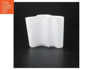 Aalto vase i glas (str. 15 cm)