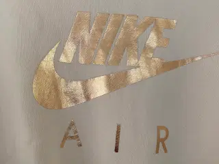 Nike bluse str. S - HELT NY