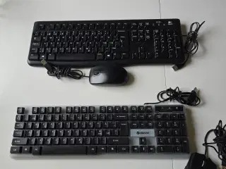 Tastatur med mus