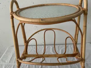 Glasbord, Bambusbord med glas, 