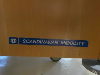 Pleje seng Scandinavian Mobility