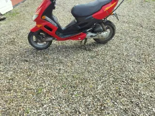 Drift sikker pendler scooter