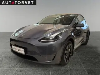 Tesla Model Y  Long Range AWD