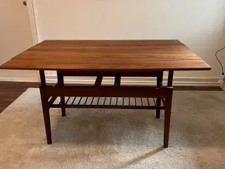 Københavnerbord, sofa og spisebord