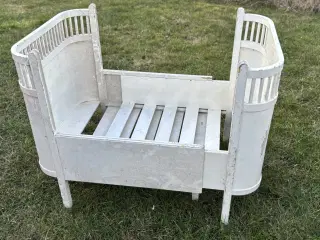 Retro ‘lilleper’ børneseng