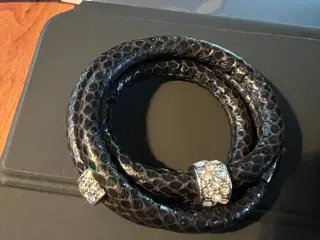 Smukke story armbånd ca 57 cm
