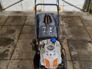 Græsslåmaskine selekta TG475. 