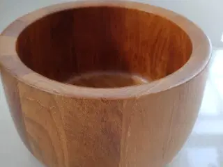 Salatskål i teak