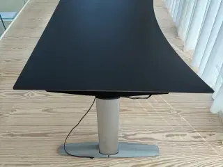 Skrivebord Hæve-/sænkebord