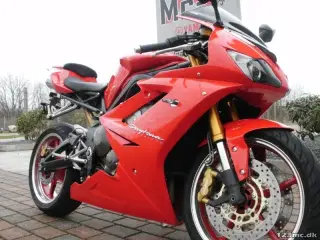 Triumph Daytona 675