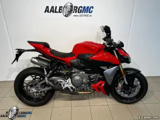 Ducati Streetfighter V2