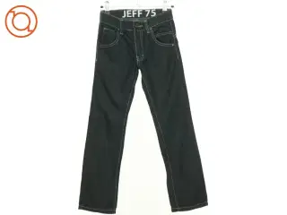 Jeans fra JEFF (str. 134 cm)