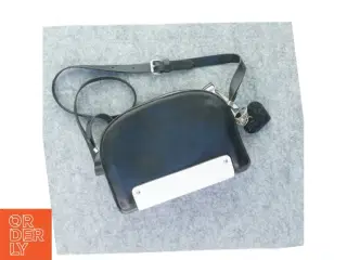 Skuldre taske (str. 24 x 16 cm)