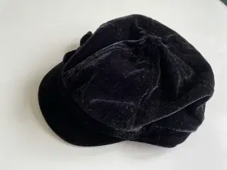 Hat, str. 110, som ny
