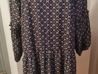 Kjole str M 46-48 Vanting+