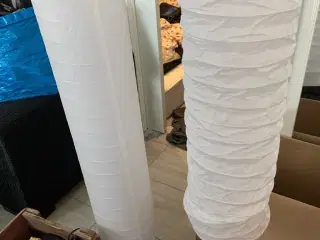 To gulvlamper fra Ikea