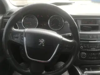 Ny syn Peugeot 508  1,6 hdi  112 hk sw  19 decembe