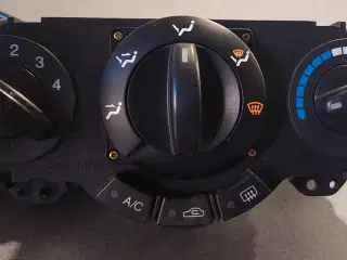 Kontrolpanel til Chevrolet Nubira