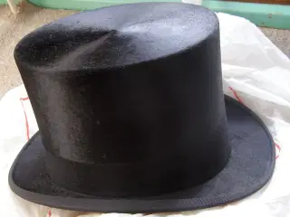 Motsch høj hat