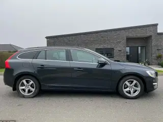 Volvo V60 2,0 D4 181 Momentum