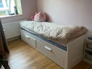 Brimnes slå ud Ikea seng