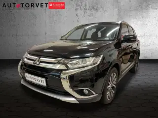 Mitsubishi Outlander 2,0 Invite