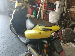 Aprilia sr50 