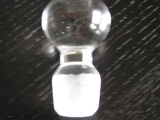 Glas karaffel