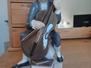 B&G Kammermusiker, Cellist