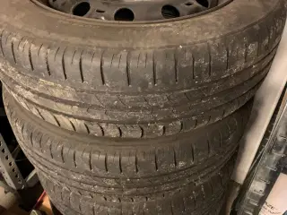 Stålfælge med dæk