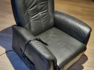 Læderstol med rejse og ligge funktion 