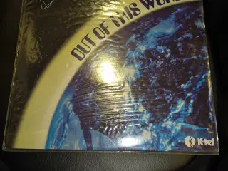 Out of This World", af The Moody 