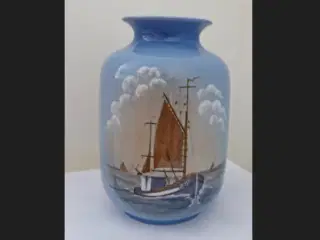 Bing & Grøndahl vase med fiskekutter