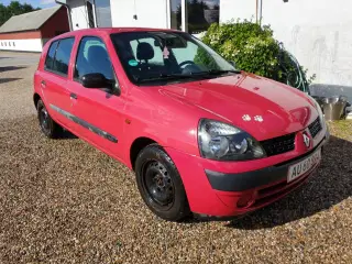 Renault clio nysynet med plader 