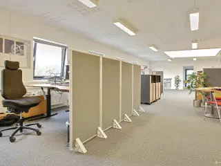 Mindre kontor til uhørt lav leje