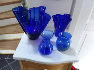 Forskellige blå vaser