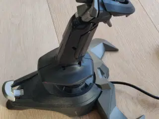 Saitek Joystick Cyborg til PC (USB) & FEAR 2