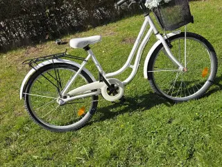 Shopper. 24"  3 gear 