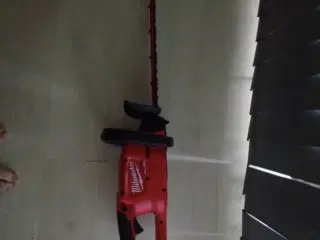 Milwaukee Akku hækkeklipper