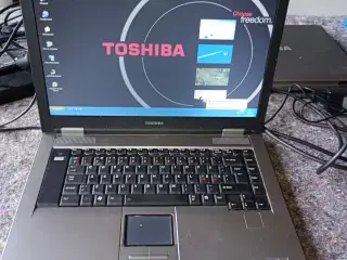 9 stk bærbar computer fra køreskole 