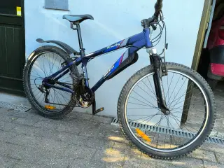 Blå Rocky børne mountainbike med 26" hjul