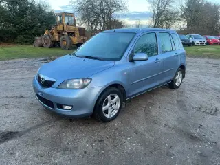 Mazda 2 1,6 Touring