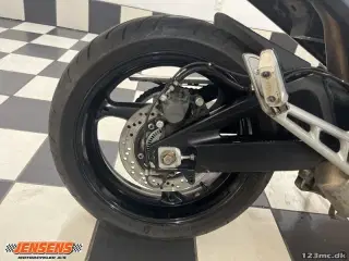 Suzuki GSR 600